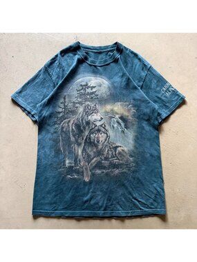 the mountain wolf family graphic tshirt